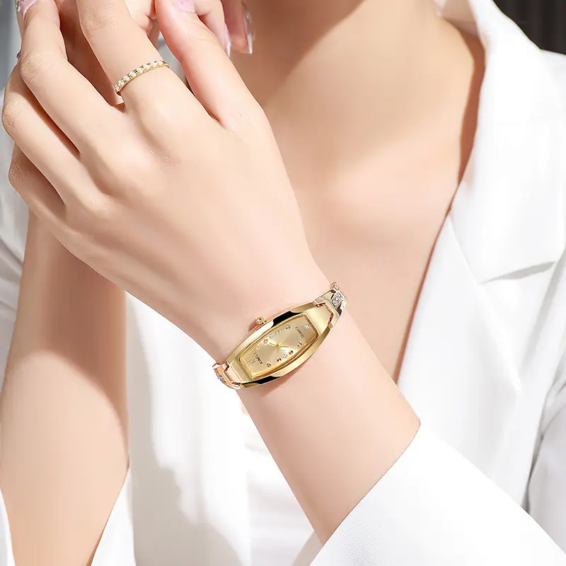 New Simple Elegant Small Women's Watches Luxury Brand Gold Wrist Watches for Women Ladies Quartz Watches for Girls （Without Box）
