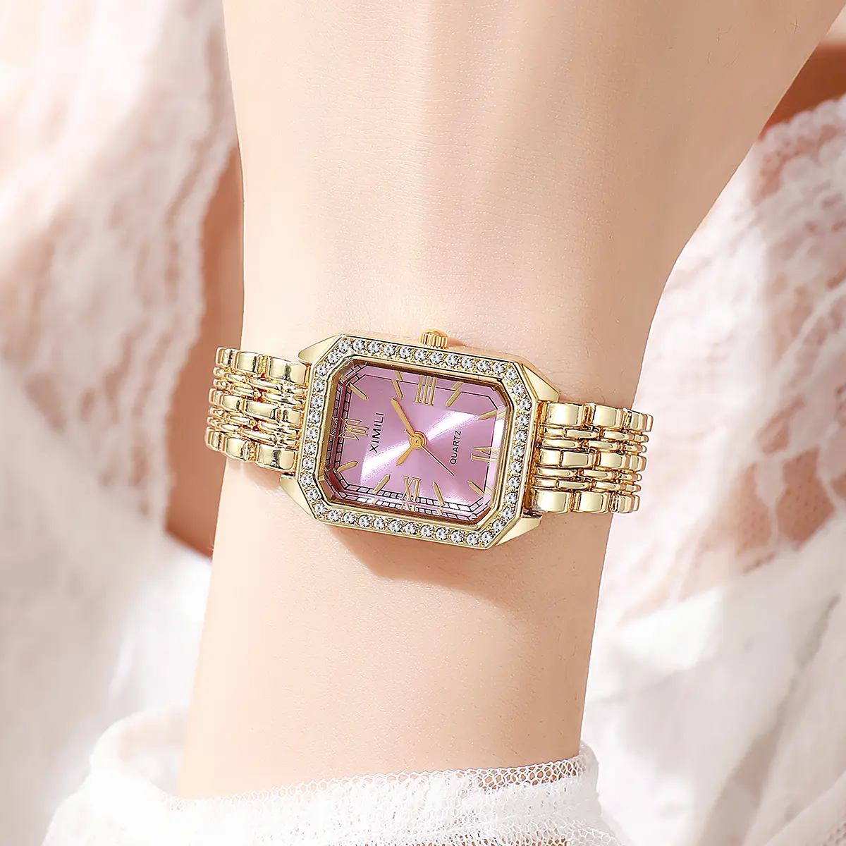 Golden Quartz Watch Diamonds Bracelet Watches For Women Small Dial Luxury Lady Wristwatch Female Clock Fashion Dress Gifts