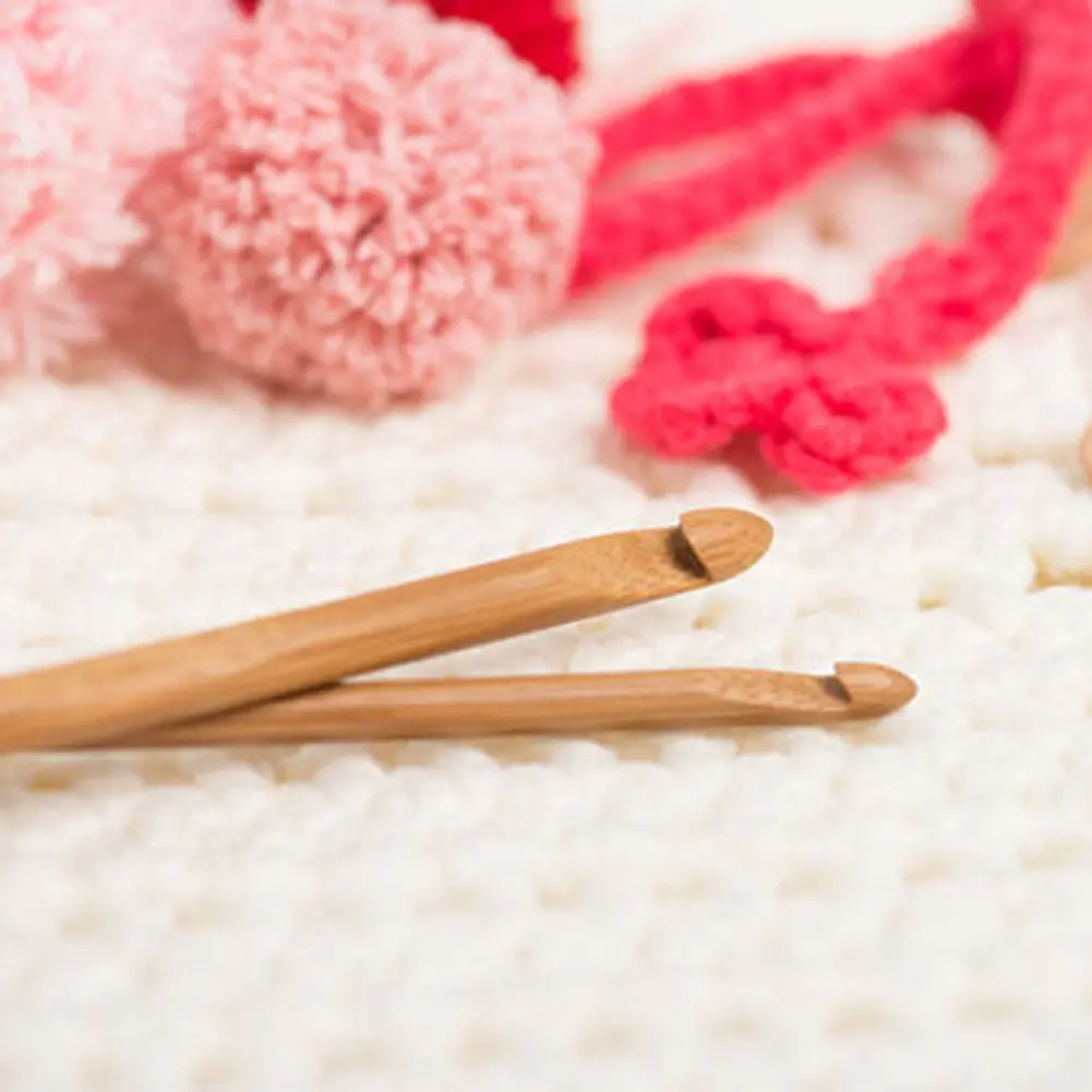 12 Size Bamboo Crochet Hooks Knitting Needles Crochet Needles for Crocheting Chunky Yarn Rugs Blankets