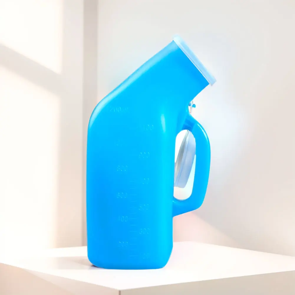 1200ml Pee Container Spill Proof Portable Urinal Plastic Mens Bedpan Bottle with Lid for Car Elderly and Incontinence