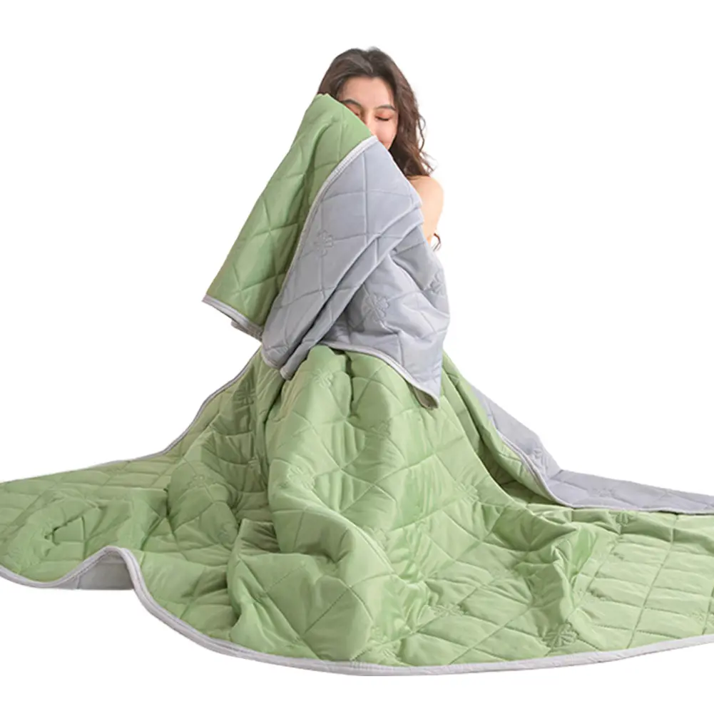 Summer Cooling Comforter Grade A Air Condition Comforter Soft Cooling Blanket for Hot Sleepers and Night Sweats