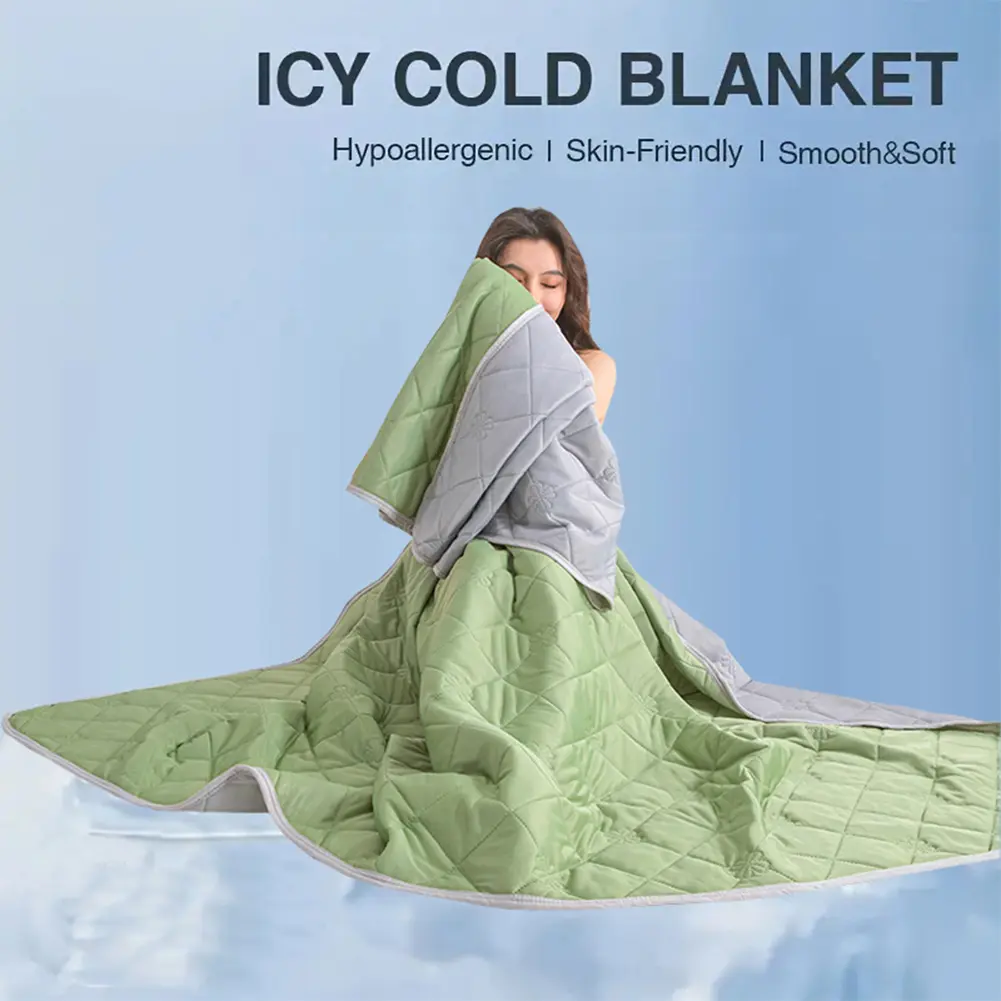 Summer Cooling Comforter Grade A Air Condition Comforter Soft Lightweight Comforter for Hot Sleepers and Night Sweats