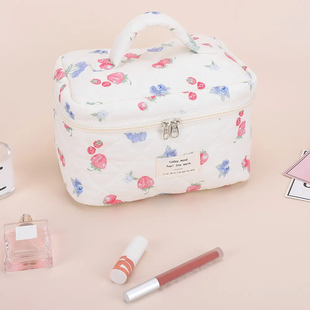 3Pcs Padded Makeup Bag Strawberry Print Quilting Storage Bag Adorable Padding Skincare Pouch Bathroom Shower Travel Bag