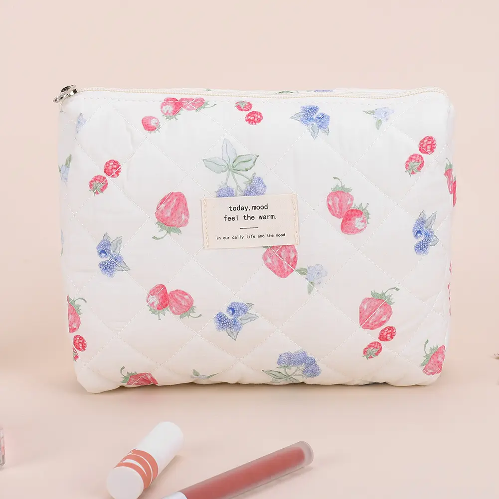 3Pcs Padded Makeup Bag Strawberry Print Quilting Storage Bag Adorable Padding Skincare Pouch Bathroom Shower Travel Bag