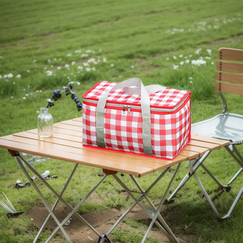 Checkered Picnic Bag Large Capacity Camping Storage Bag Cold Protection Portable Ice Pack Bag Waterproof for Camping Picnic