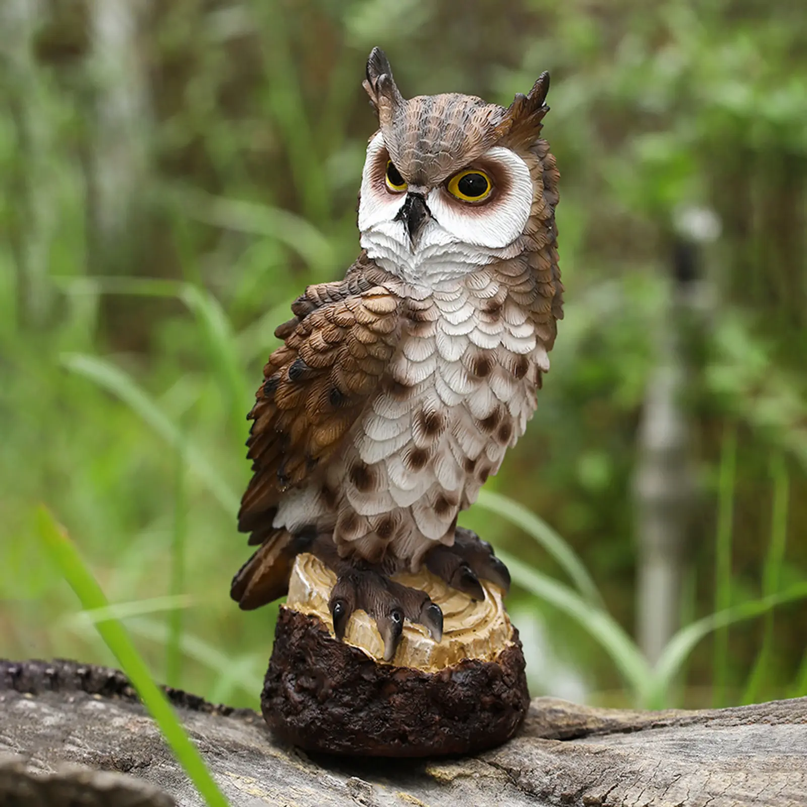 Resin Owl Statue Fake Owl Outdoor Sculpture Garden Decor Bird Garden Sculpture Home Decor Owl Figurine for Living Room Office