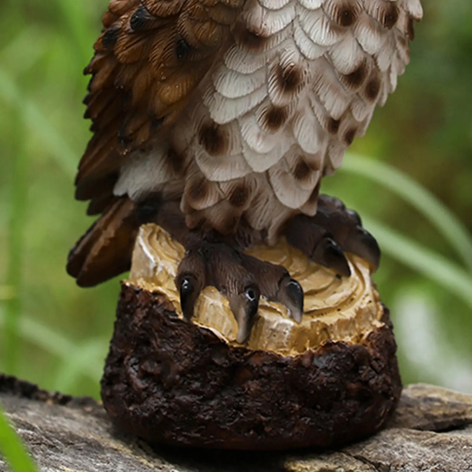 Resin Owl Statue Fake Owl Outdoor Sculpture Garden Decor Bird Garden Sculpture Home Decor Owl Figurine for Living Room Office