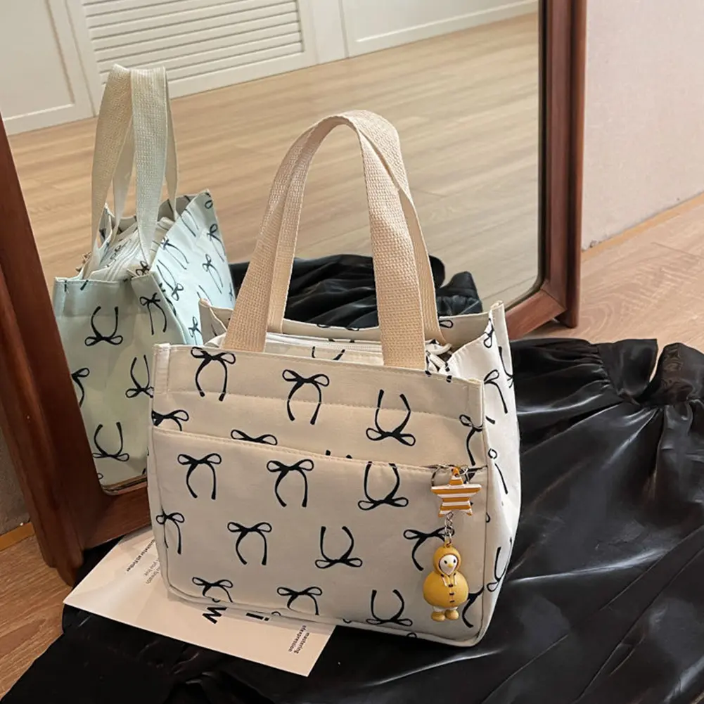 New Fashion Casual Handbag Lightweight Bow Print Canvas Lunch Bag with Cute Pendant Korean Style Large Capacity Commuter Bag