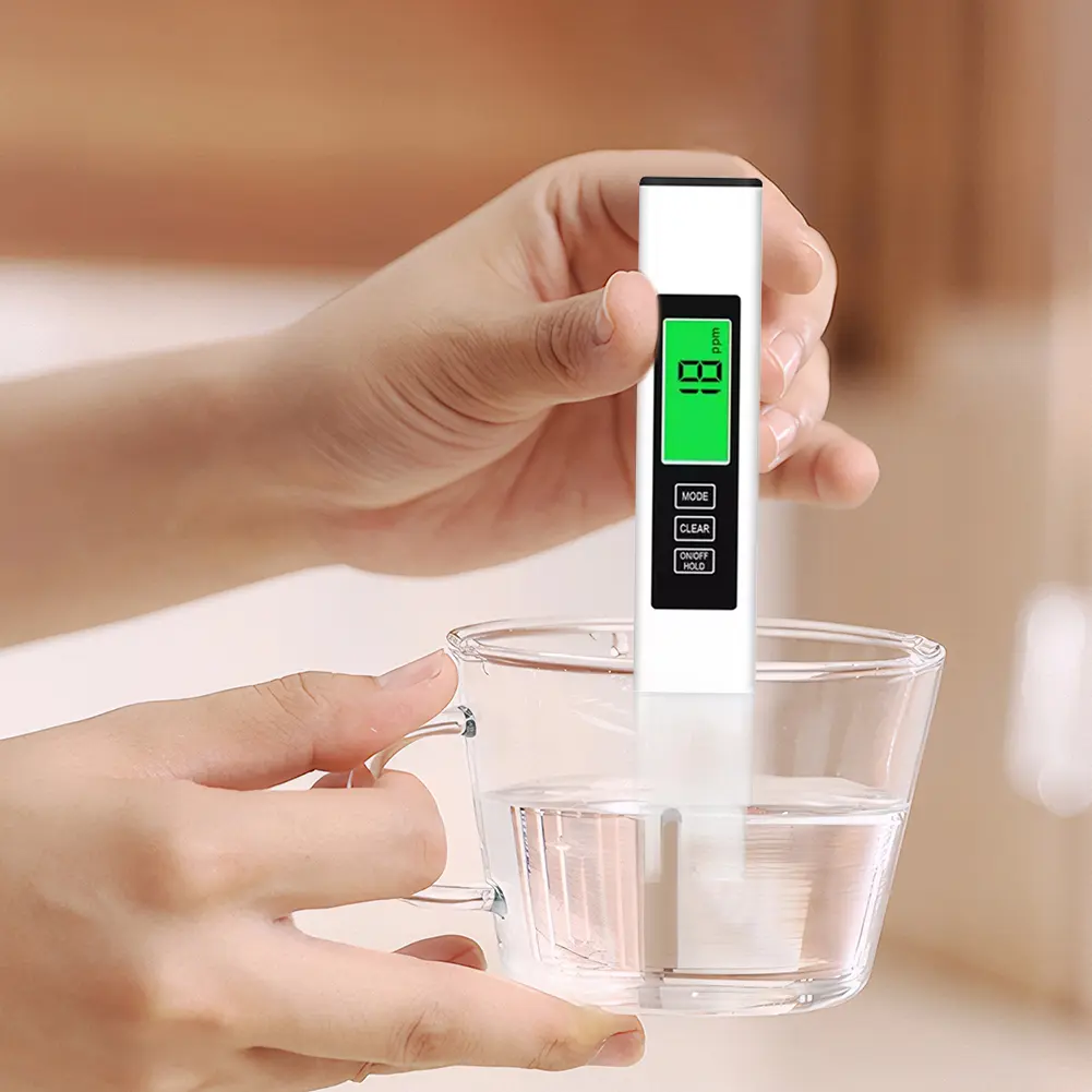 4-in-1 Digital Water Tester TDS Meter EC Meter & Temperature Meter for Drinking Water Hydroponics Aquariums Pools
