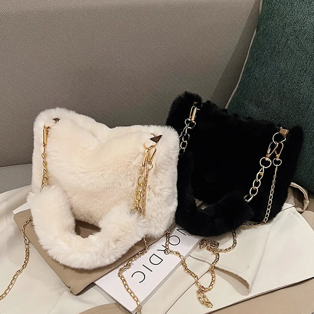 Women Chain Square Bag Casual Faux Fur Tote Bag Versatile Fuzzy Crossbody Bag Soft Cute Fall Winter Female Purse
