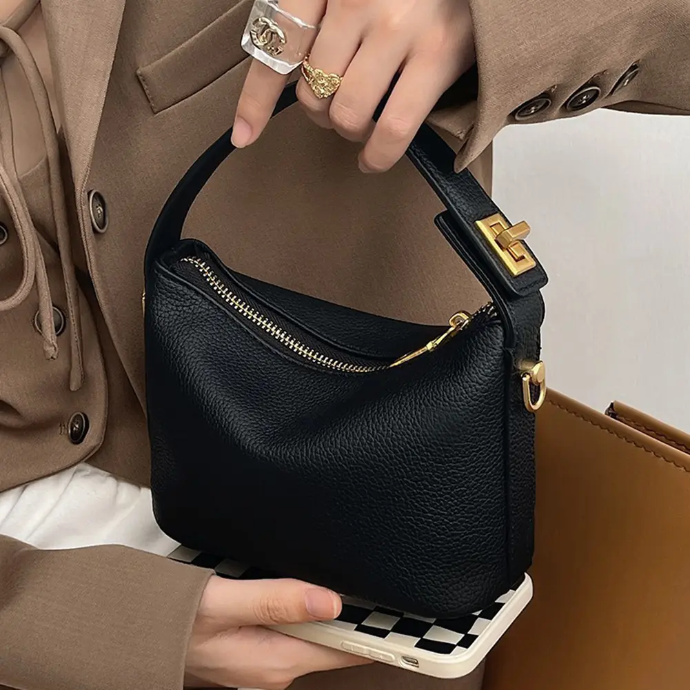 Women Versatile Small Shoulder Bag Lightweight PU Vegan Leather Crossbody Bags Solid Color Zipper Closure All-Match Shoulder Bag