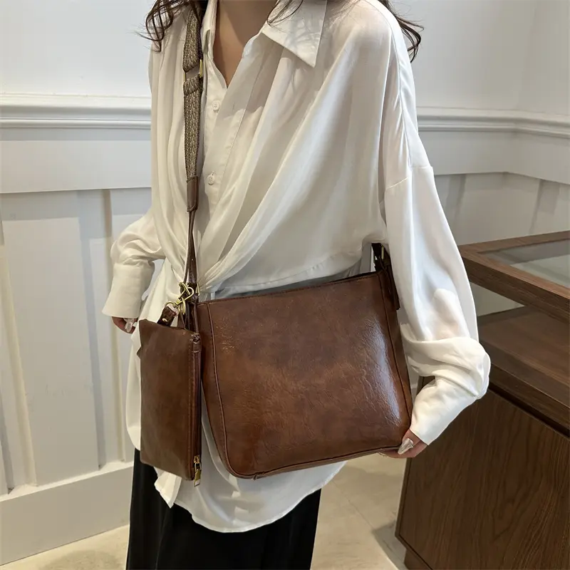 Shoulder Bag for Women Vegan Leather Hobo Purse with Adjustable Strap Handbag Solid Satchel Purse for Work Shopping