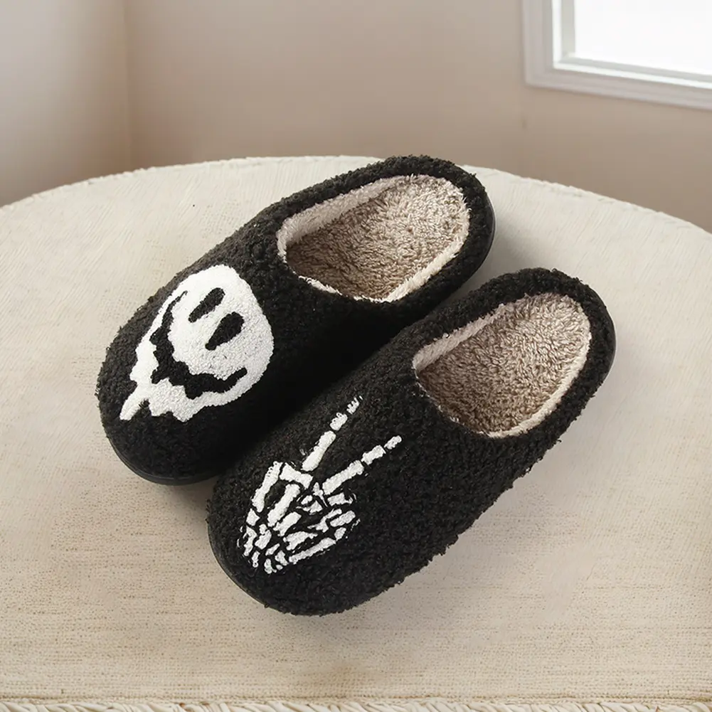 Halloween Skeleton Finger Slippers Plush Closed Toe Slippers Comfortable Furry Skull Finger Slippers Non-Slip for Autumn Winter