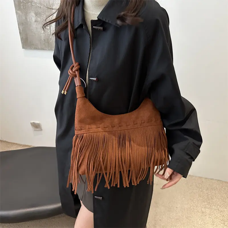 Vintage Fringe Crossbody Bag Fashion Suede Underarm Bag Trendy Tassel Crescent Bag for Women Work Shopping Travel Winter Fall