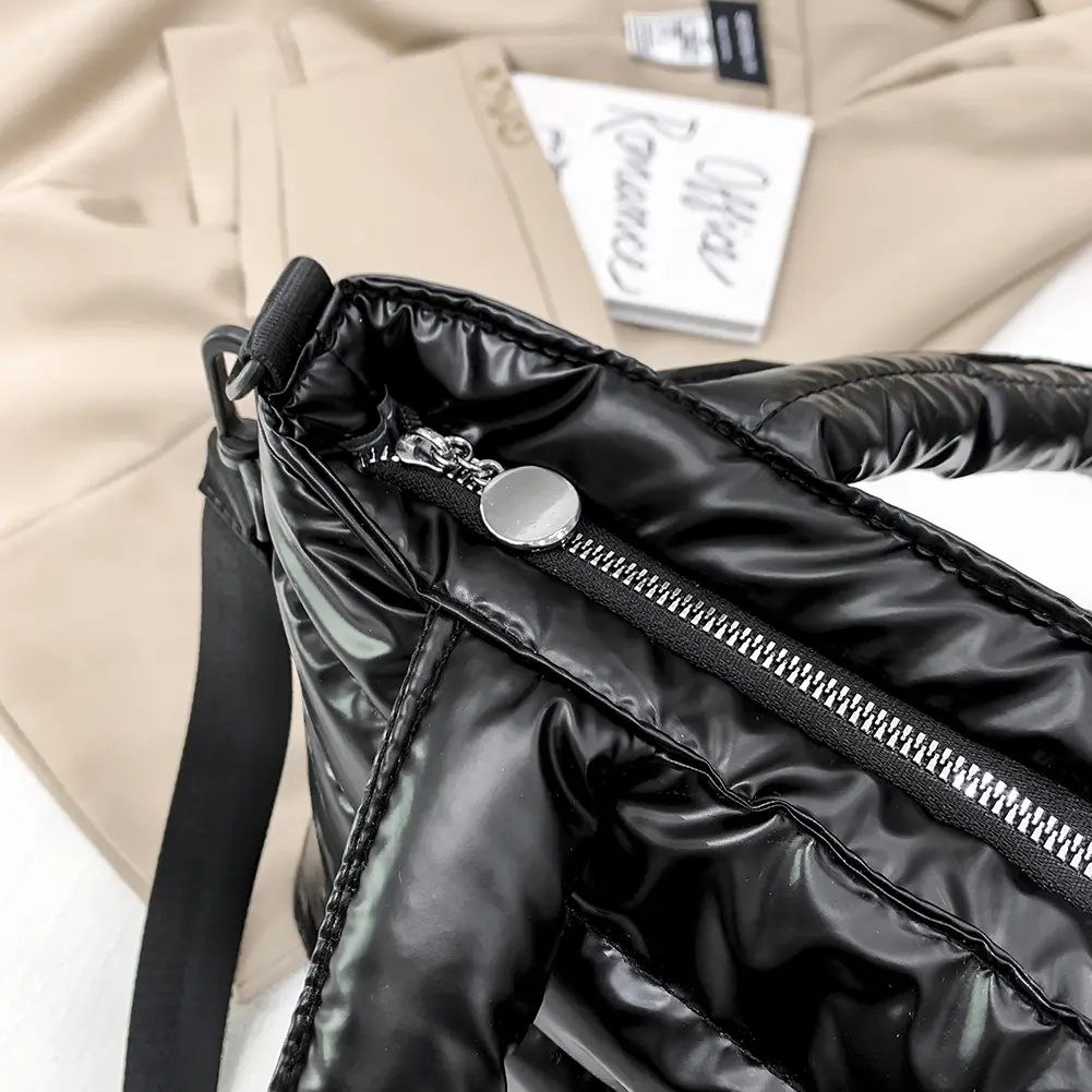 Women Fashion Nylon Embroidery Thread Crossbody Bag Winter Solid Color Handbag for Women Creative Birthday Gifts