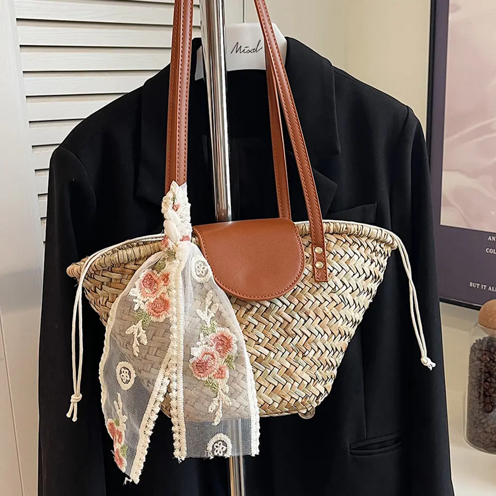 Women Straw Woven Tote Bag Weaving Shoulder Bag Large Capacity Tote Clutch Bags with Ribbon Chic Hobo Bag for Outdoor Travel