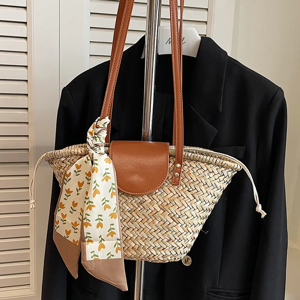 Women Straw Woven Tote Bag Weaving Shoulder Bag Large Capacity Tote Clutch Bags with Ribbon Chic Hobo Bag for Outdoor Travel