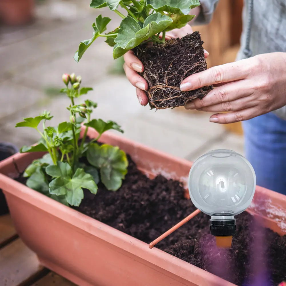 4Pcs 500ML Plant Watering Globes Transparent Automatic Watering Bulbs Auto Watering Tool for Indoor Outdoor Plant