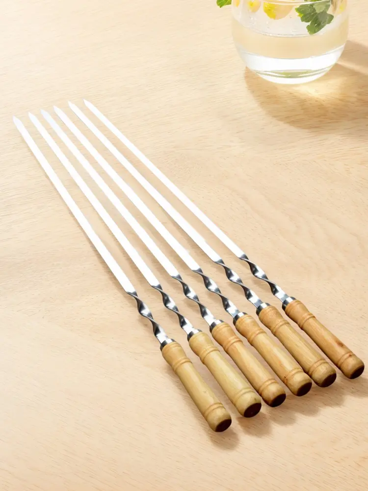 55cm BBQ Skewers Stainless Steel Barbecue Skewers with Wood Handle Kebab Skewers for Grilling Meat & Kebab Outdoor Cooking
