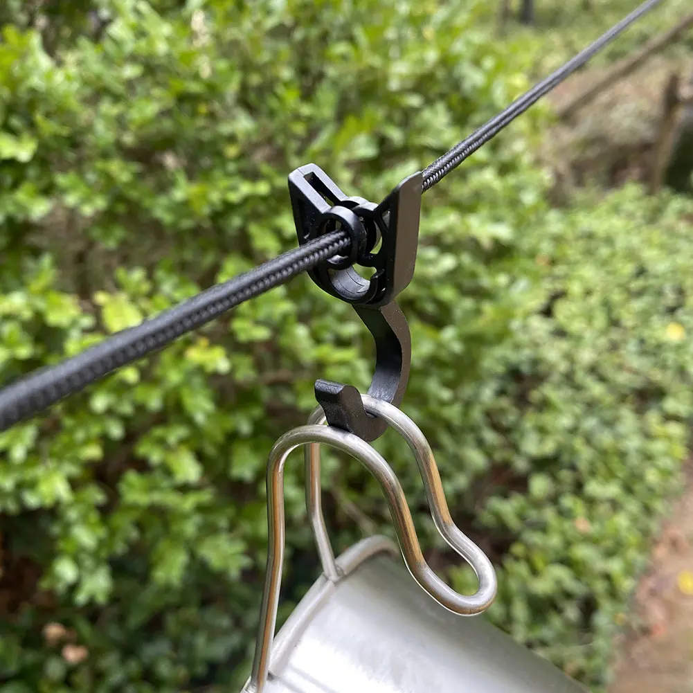 Camping Clothesline Non-slip Camping Hanger Rope Portable Travel Windproof Adjustable with 7 Hooks for Home Picnic Hiking