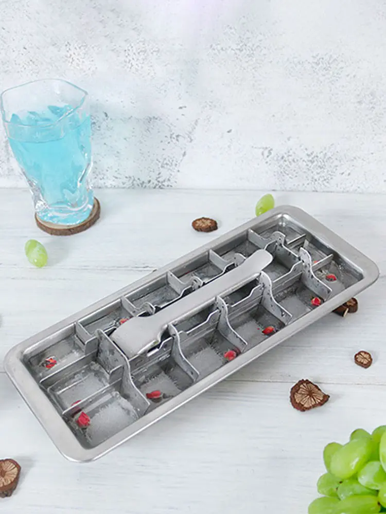 Stainless Steel Ice Cubes Tray with Easy Release Handle Ice Cubes Maker Ice Cubes Mold for Kitchen & Bar
