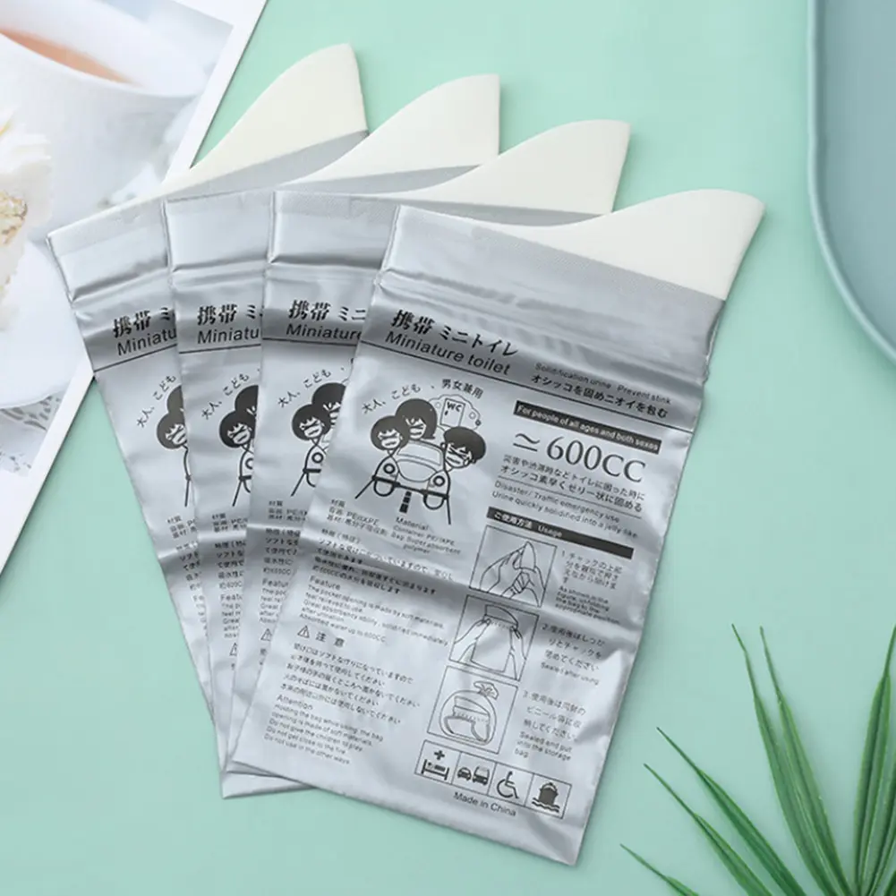 4Pcs Urinate Bags Disposable Mini Mobile Toilet Portable 600ML for Men Women Children Patient