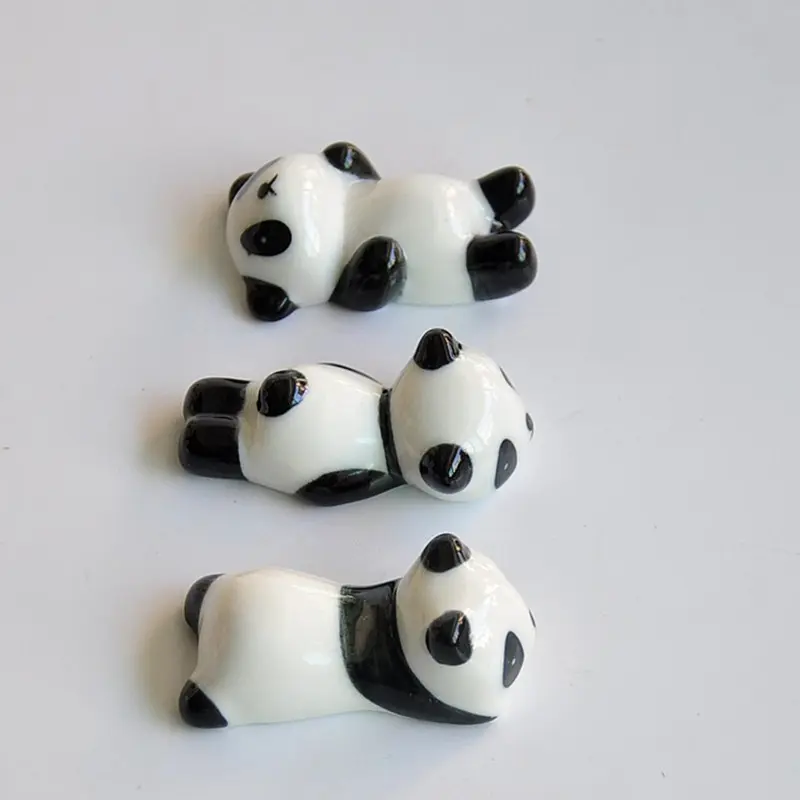 1Pc Nail Brush Pen Rack Ceramic Stand Holder Cute Panda Manicure Nail Art Tool  Cute little bear penholder 3 kinds of styles
