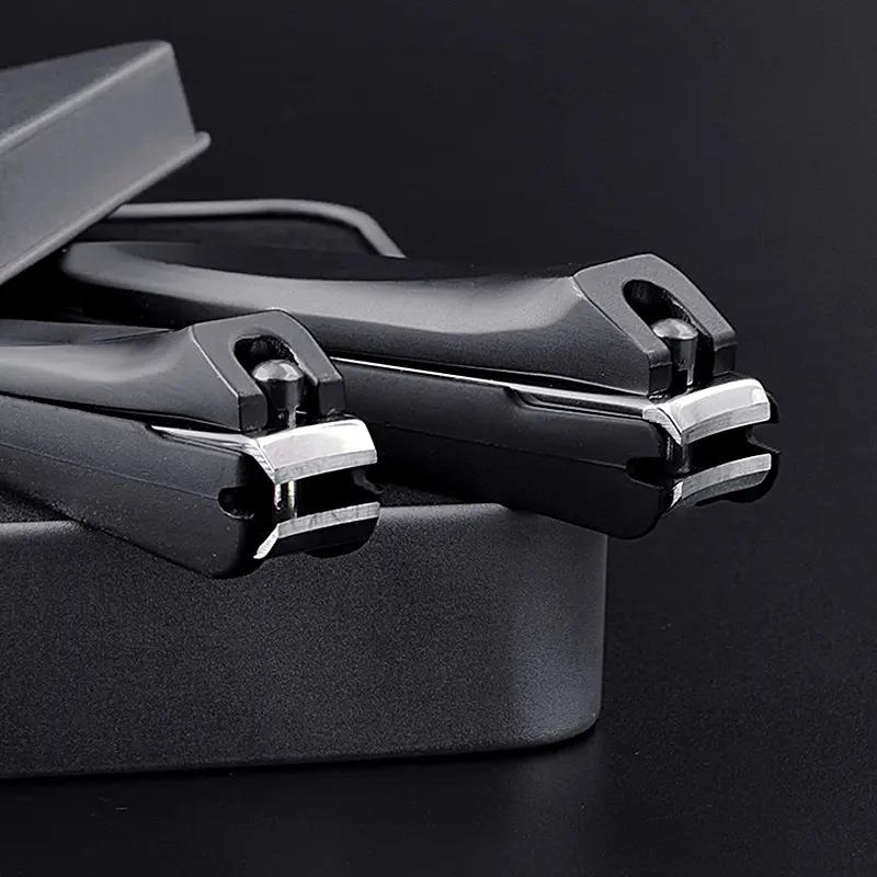 New Black Nail Clipper Mirror Light Clamp Nail Clipper with Plastic Anti-splash Sheath Nail Clipper