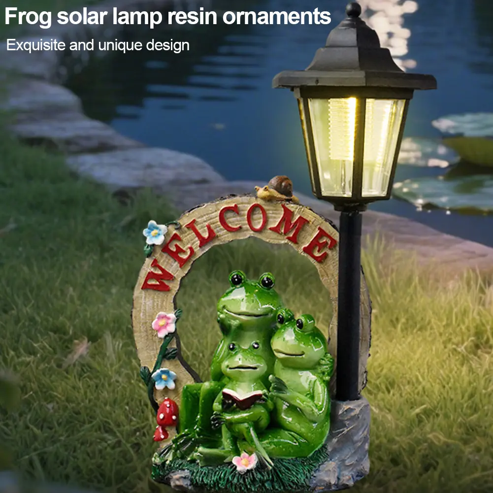 Solar Frog Garden Statue Resin Frog Figurine Garden Family Frog Statue for Patio Balcony Yard Ornament Housewarming Gift