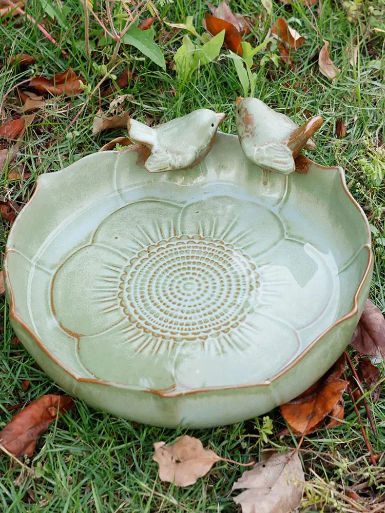 Ceramic Birdbath Bowl Bird Feeding Tray Multifunctional Bird Feeding Bowl Bird Food Container for Outdoor Garden Courtyard