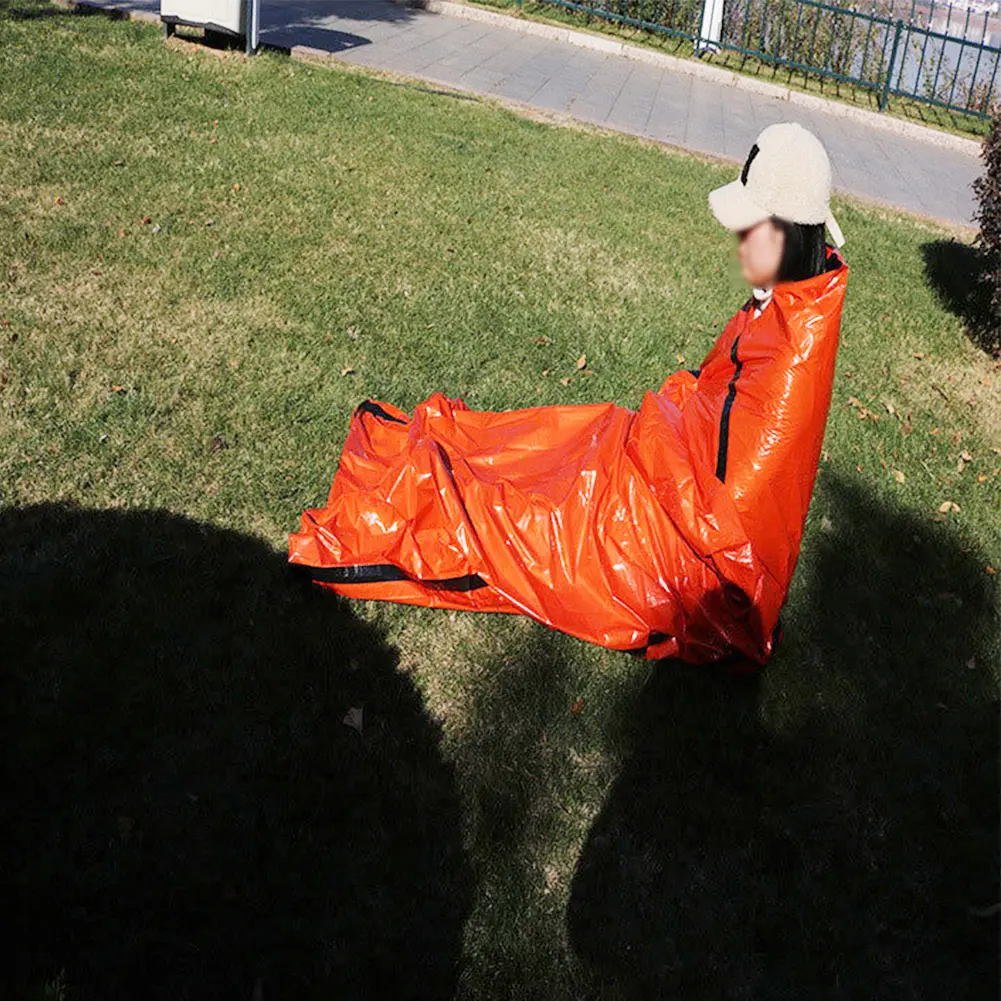 2-6PCS Emergency Sleeping Bag Ultra Waterproof Mylar Thermal Blankets Portable Survival Sleeping Bag Keep Warm for Camping Hikin
