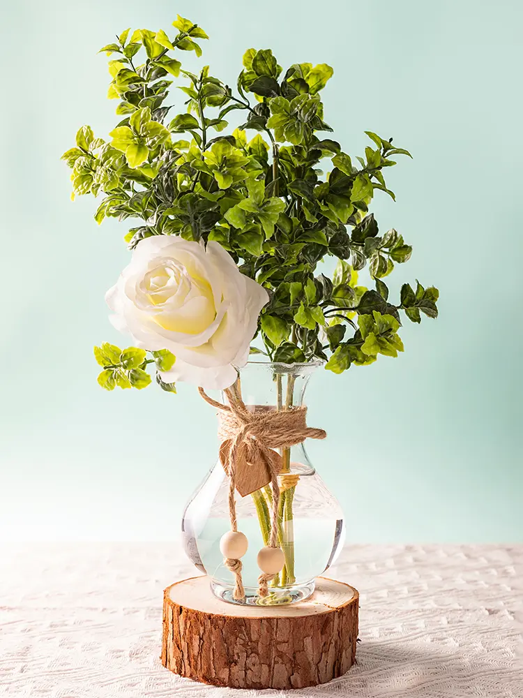 12 PCs Decorative Bulb Vase with Wooden Heart Ornaments Hydroponic Hyacinth Bottles for Centerpieces Wedding Table Decorations