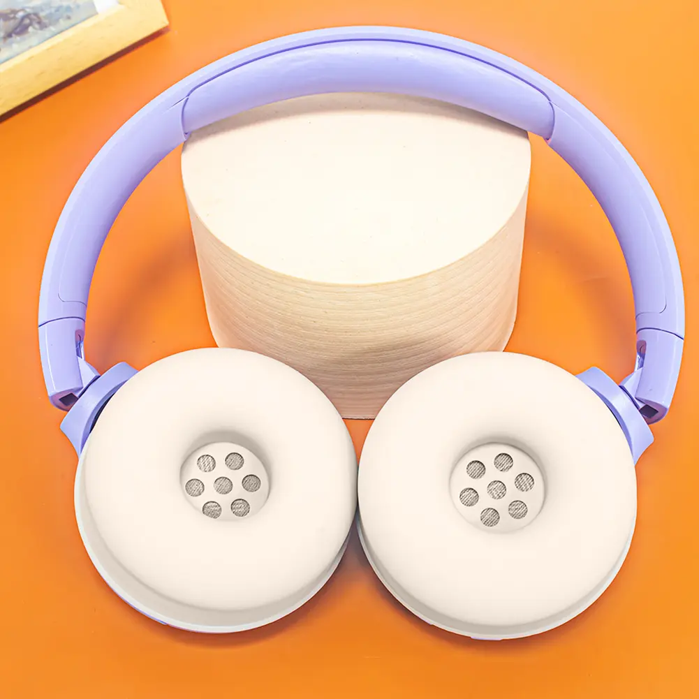 Silicone Earpad Covers Case Anti-Scratch Ear Pads Cover Protector Waterproof Protective Earpad Covers for JBL Tune 520BT Headset
