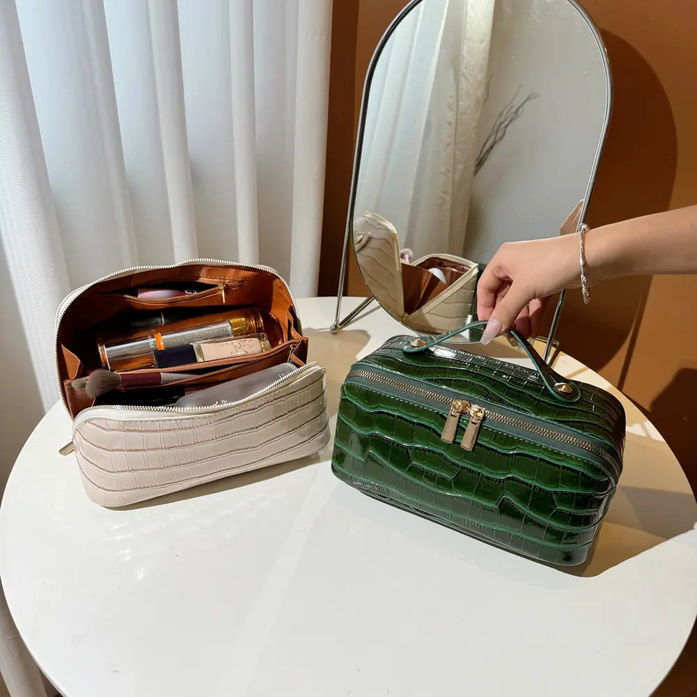 PU Leather Makeup Bag Travel Toiletry Bag Large Capacity Makeup Organizer Bag Waterproof Skincare Holder Bag Makeup Storage Bag