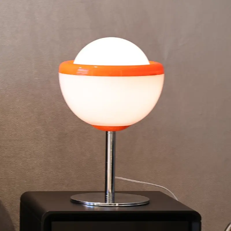 Table Lamp Living Room Desktop Decorative Light Bedroom Bedside Lamp Study Simple Atmosphere Retro Standing Lamp Home Decoration