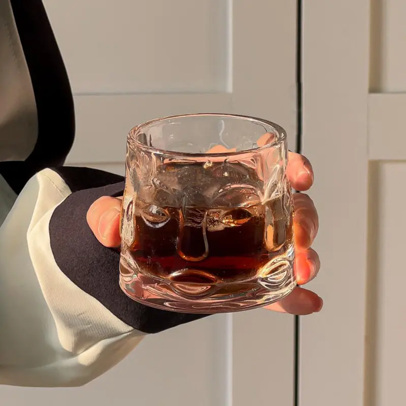 160ml/300ml Rotating Whiskey Glass Creative Cocktail Glass Camping Outdoor Elegant Tumbler Cup Spinning Cup Outdoor Tableware