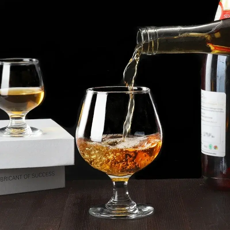 2pcs Sets Red Wine Glass 260ml/300ml Vintage Champagne Glass Party Creative Cocktail Cup Classic Foreign Wine Cup Bar Glassware