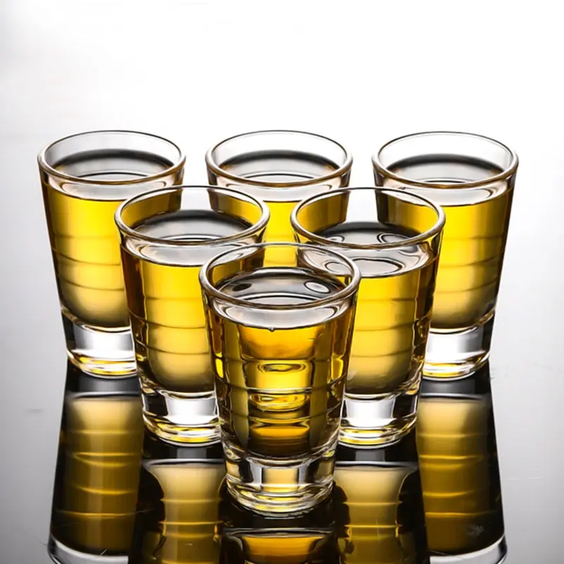 4pcs Sets Exquisite Thick Bottomed Shot Glass Luxury Small Wine Glass Transparent Vodka Cup High End Baijiu Cup Bar Accessories