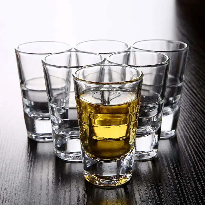 4pcs Sets Exquisite Thick Bottomed Shot Glass Luxury Small Wine Glass Transparent Vodka Cup High End Baijiu Cup Bar Accessories