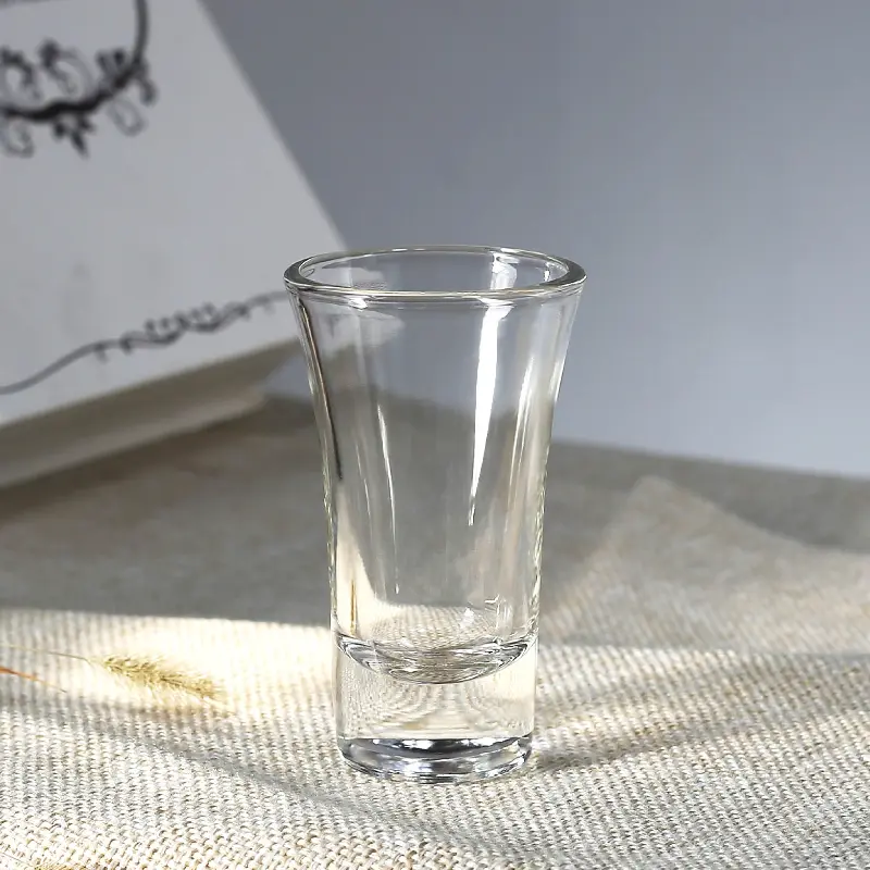 Creative Shot Glass Thick Bottom Vodka Glass Multiple Capacity Small Wine Glasses Household Baijiu Cup Suitable for Gift Giving