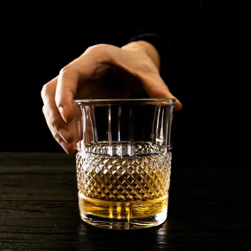 340ml/315ml Whiskey Glass Water Bottle Diamond Patterned Cocktail Glass Transparent Juice Cold Drink Mugs Drinkware Beer Glass
