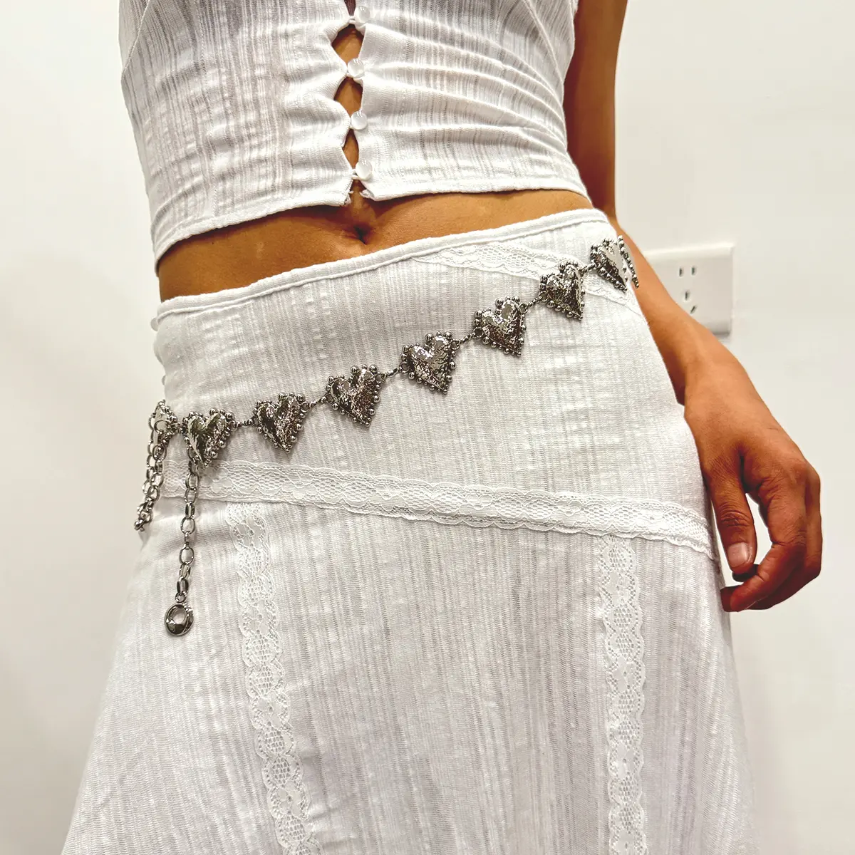 Gold Chain Belt Female Waist Y2K Harajuku Heart Accessory Designer Belts For Women High Quality Luxury Punk Dress Waistband