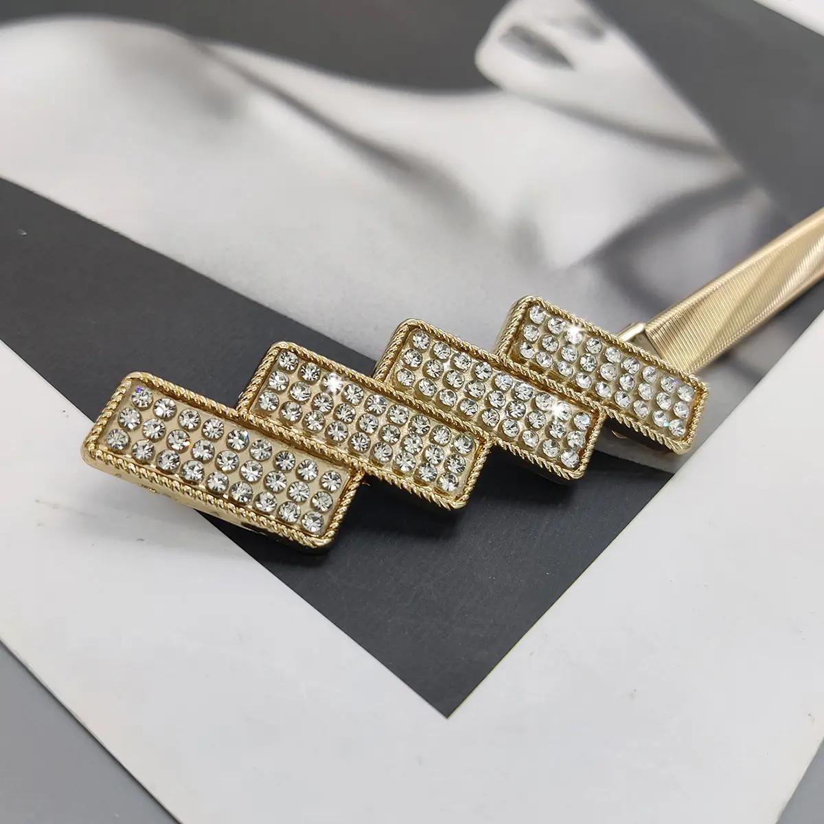 Elastic Gold Chain Belt Female Waist Punk Y2K Silver Metal Rhinestone Belts For Women High Quality Luxury Golden Waistband