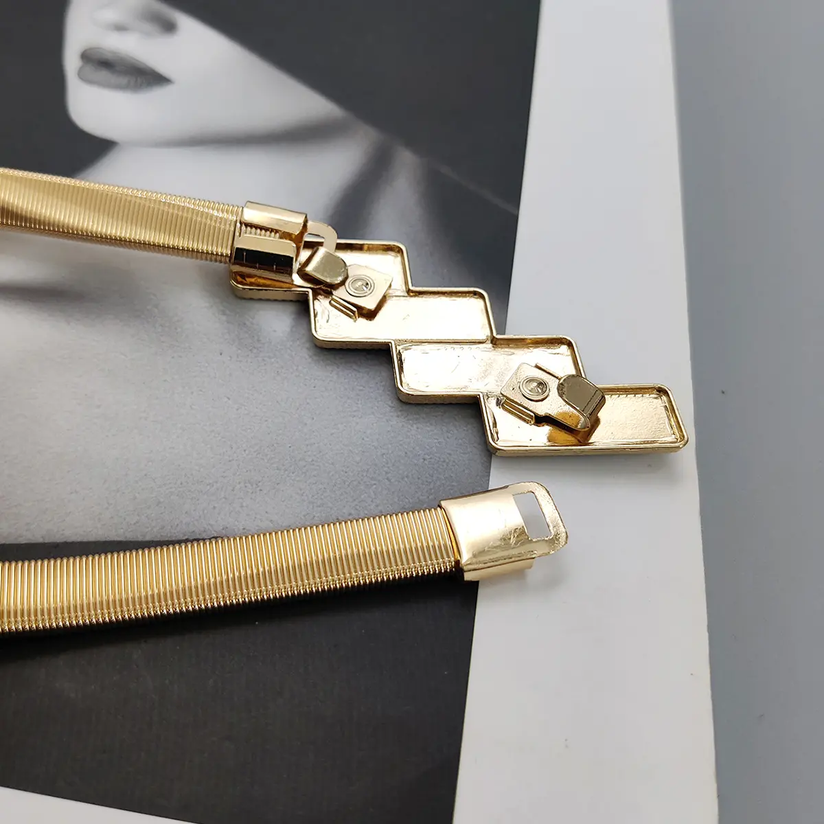 Elastic Gold Chain Belt Female Waist Punk Y2K Silver Metal Rhinestone Belts For Women High Quality Luxury Golden Waistband
