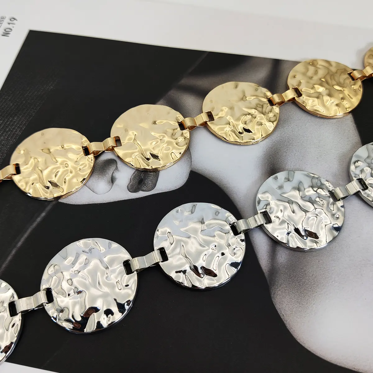 Elegant Ladies Metal Waist Gold Chain Belt Round Irregular Body Chain Sexy Accessory Beho Adjustable Belts For Women Punk