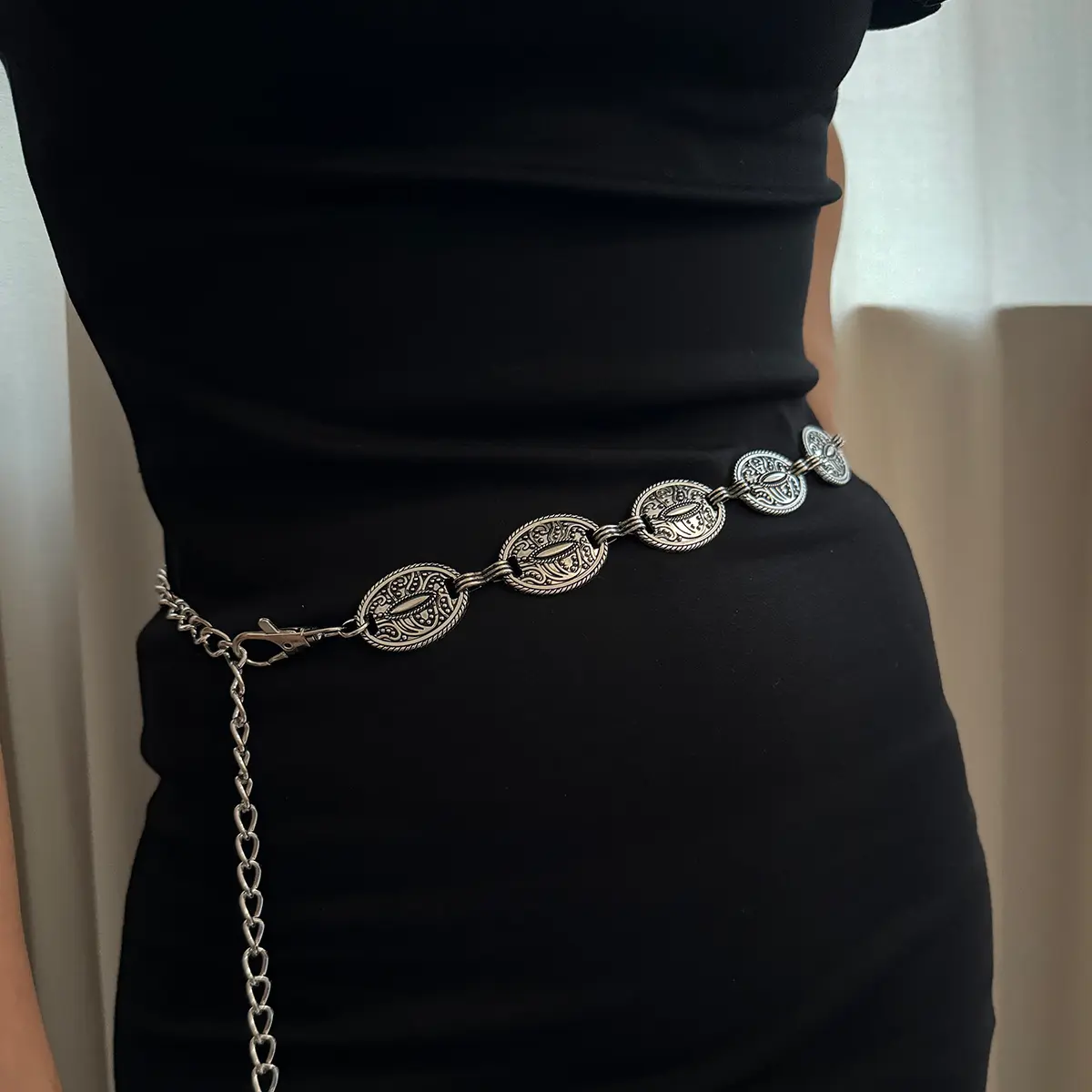 Gold Waist Chain Belt Female Western cowgirl Metal Belts For Women Punk High-end Luxury Brand Elliptical Heart Gothic Waistband