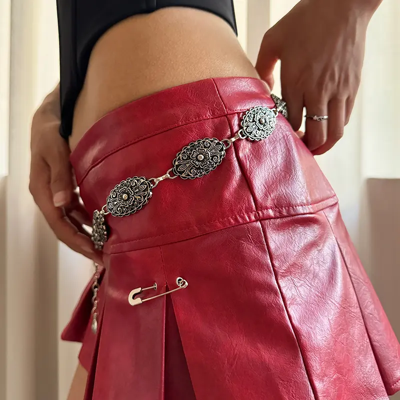 Vintage Female Waist Chain Belt Punk cowgirl carving Floral Metal Belts For Women Luxury Silver Waistband for summer Skirt Jean
