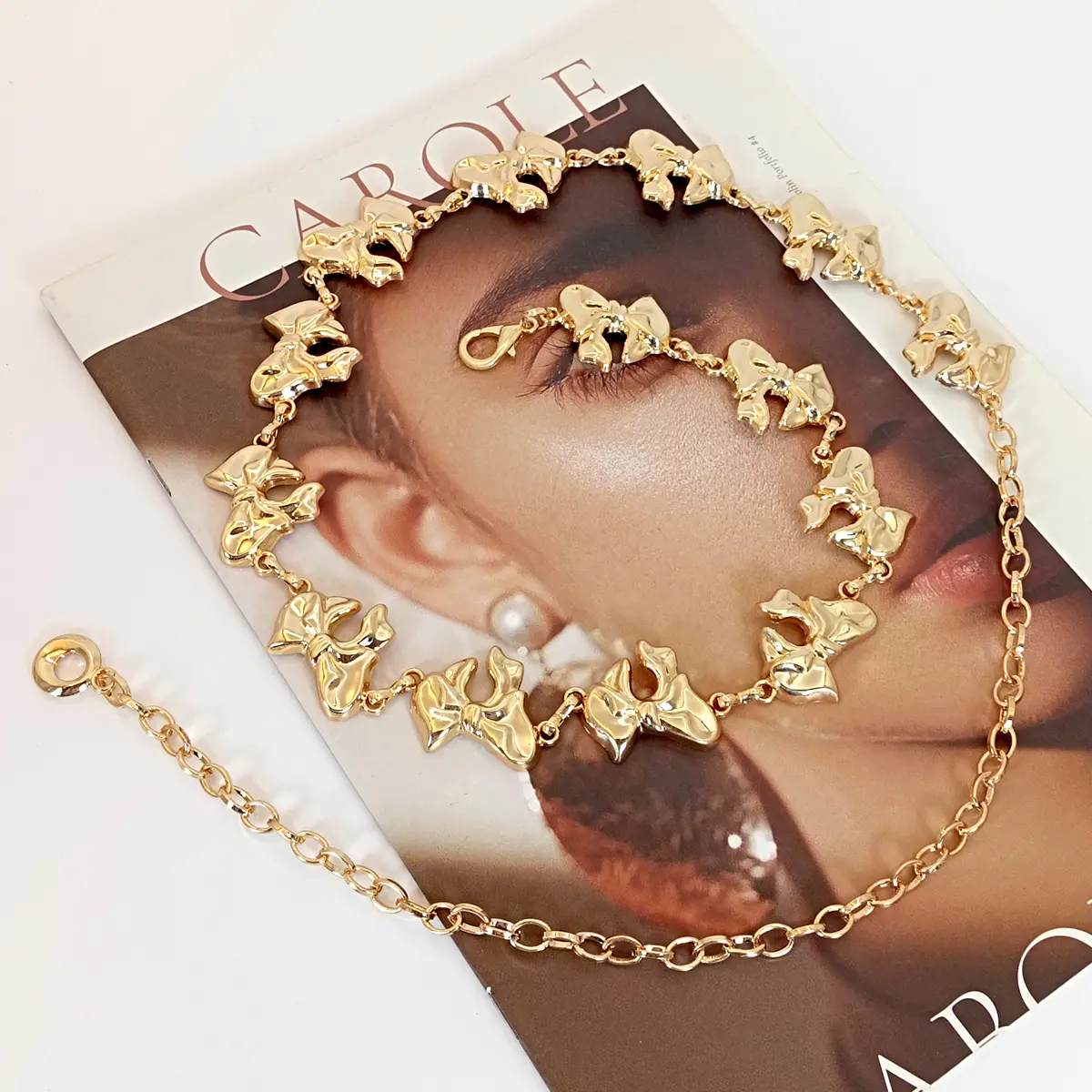 Fashion Golden bow Metal Waist Chain Belt Women High-end luxury Brands Punk Gothic Y2K Belt for women Desiner Waistband Female