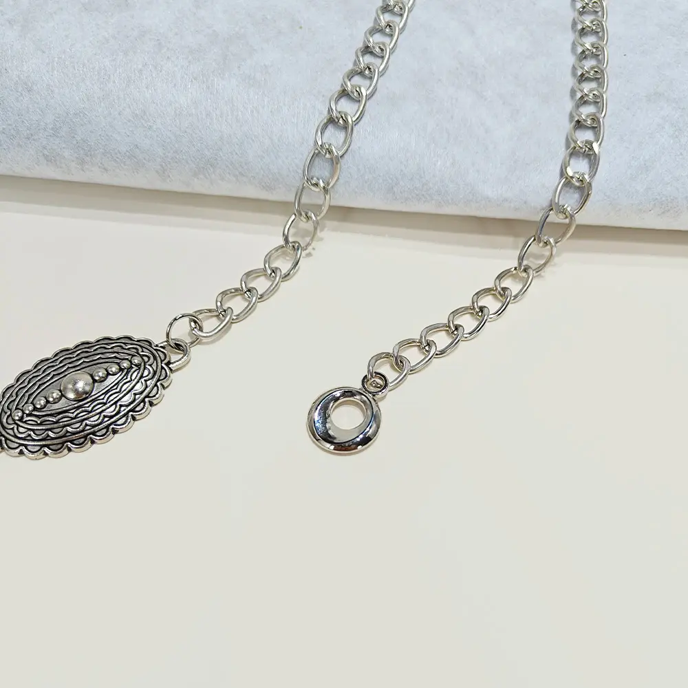 Silver Luxury Designer Waist Chain Punk Accessory Metal Chain Belt Female Women's New Summer Versatile Match Skirts Jeans Belt