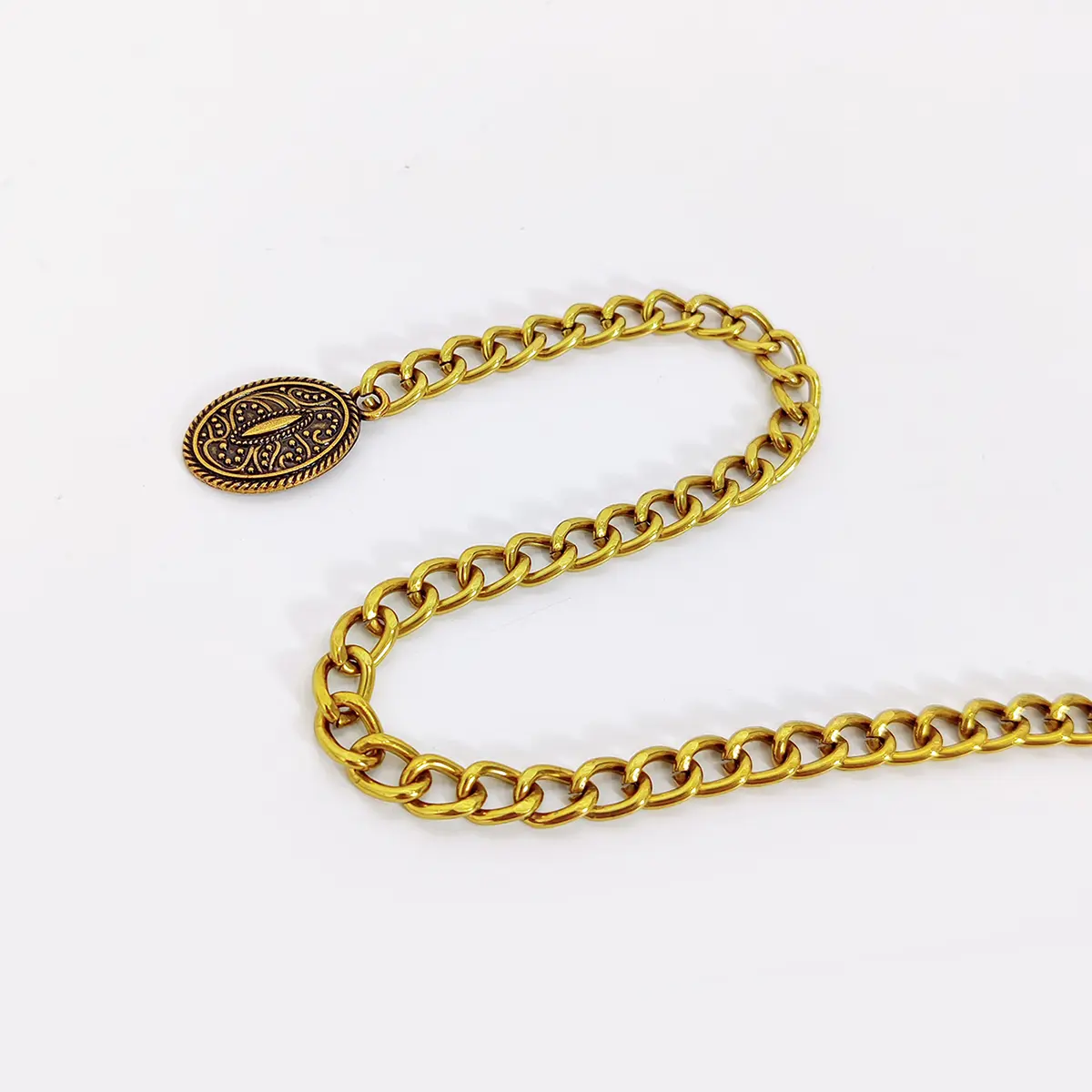 Metal Chain Belts for Women Cowgirl Western Country Chain Belt Adjustable Concho Waistband for Sweaters Dresses Jeans